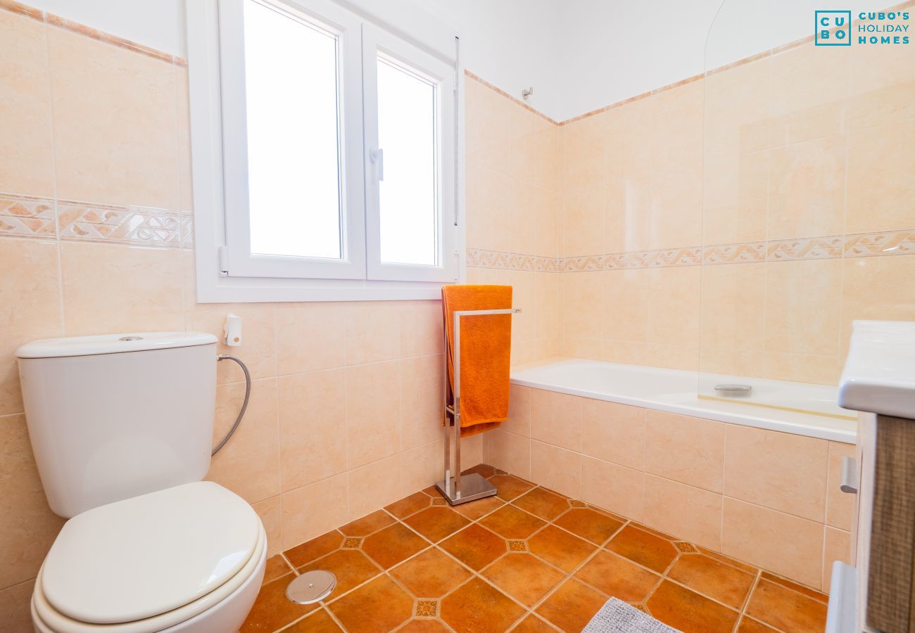 Villa in Alhaurin de la Torre - Cubo's Villa Blanca Alhaurin
