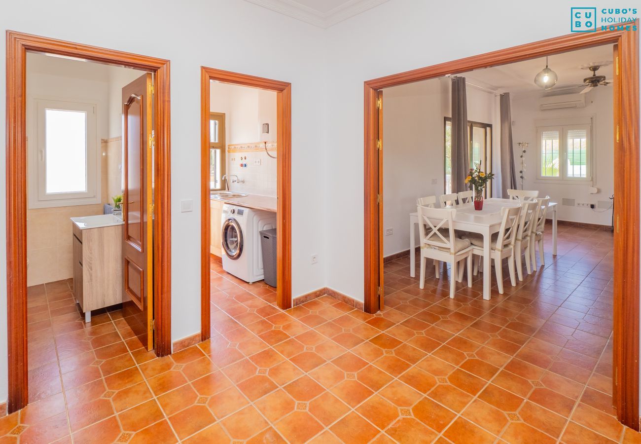 Villa in Alhaurin de la Torre - Cubo's Villa Blanca Alhaurin