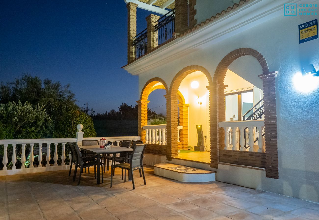 Villa in Alhaurin de la Torre - Cubo's Villa Blanca Alhaurin