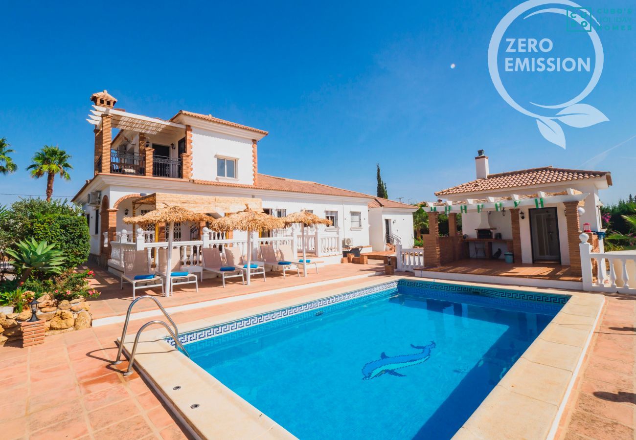 Villa in Alhaurin de la Torre - Cubo's Villa Blanca Alhaurin