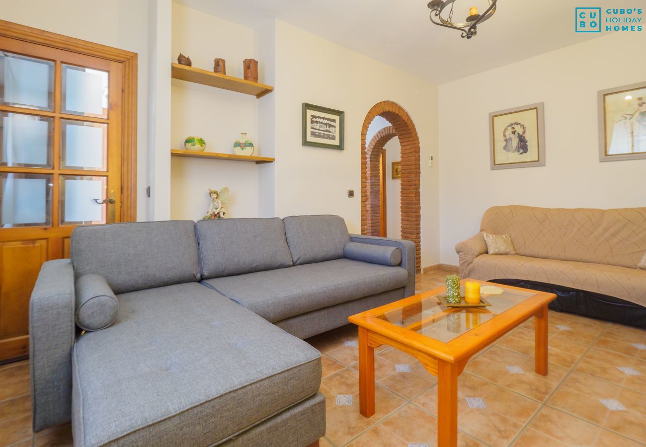 Cottage in Alhaurín el Grande - Cubo's Villa Ainhoa