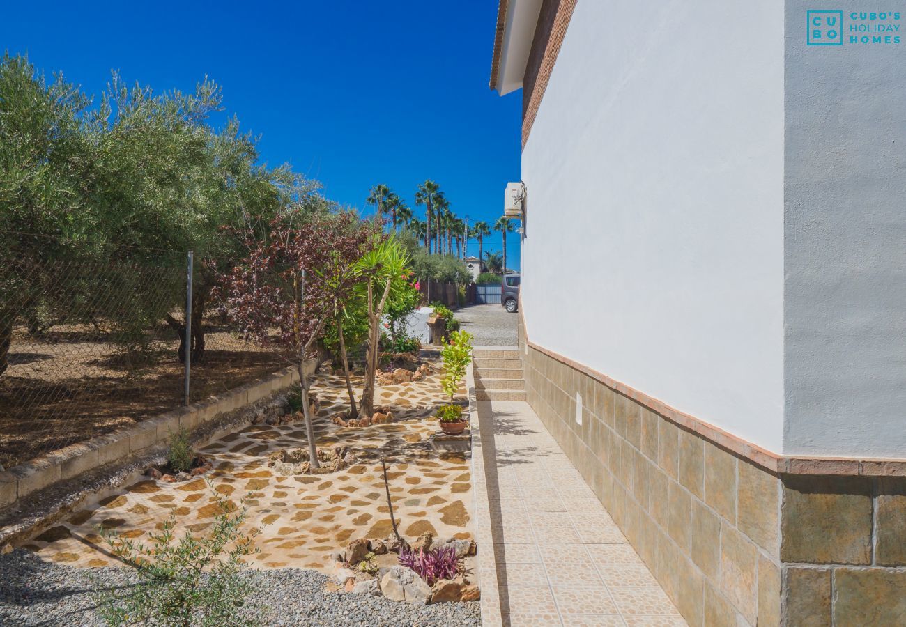 Cottage in Alhaurín el Grande - Cubo's Villa Ainhoa