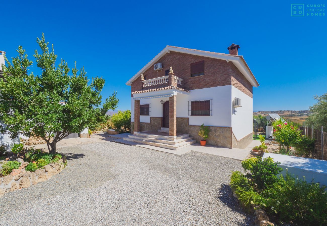 Cottage in Alhaurín el Grande - Cubo's Villa Ainhoa