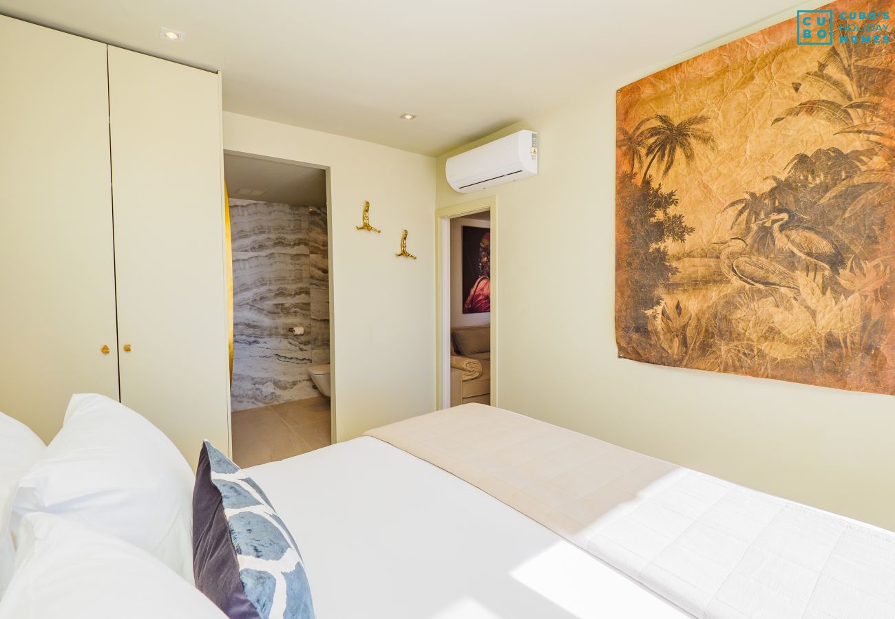 Apartment in Marbella - Cubo's Romana Playa Luxury Apartment 547 Sea View