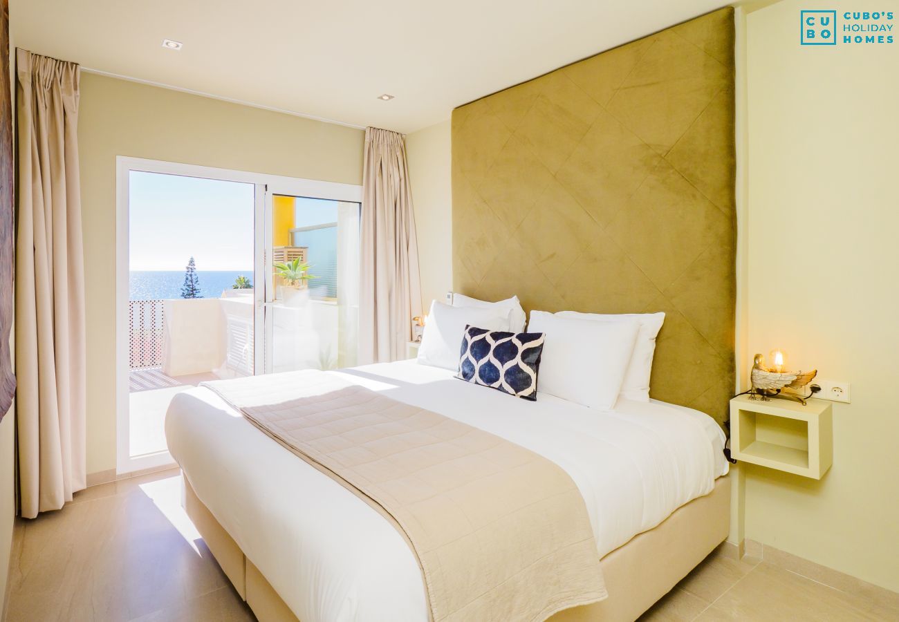 Apartment in Marbella - Cubo's Romana Playa Luxury Apartment 547 Sea View