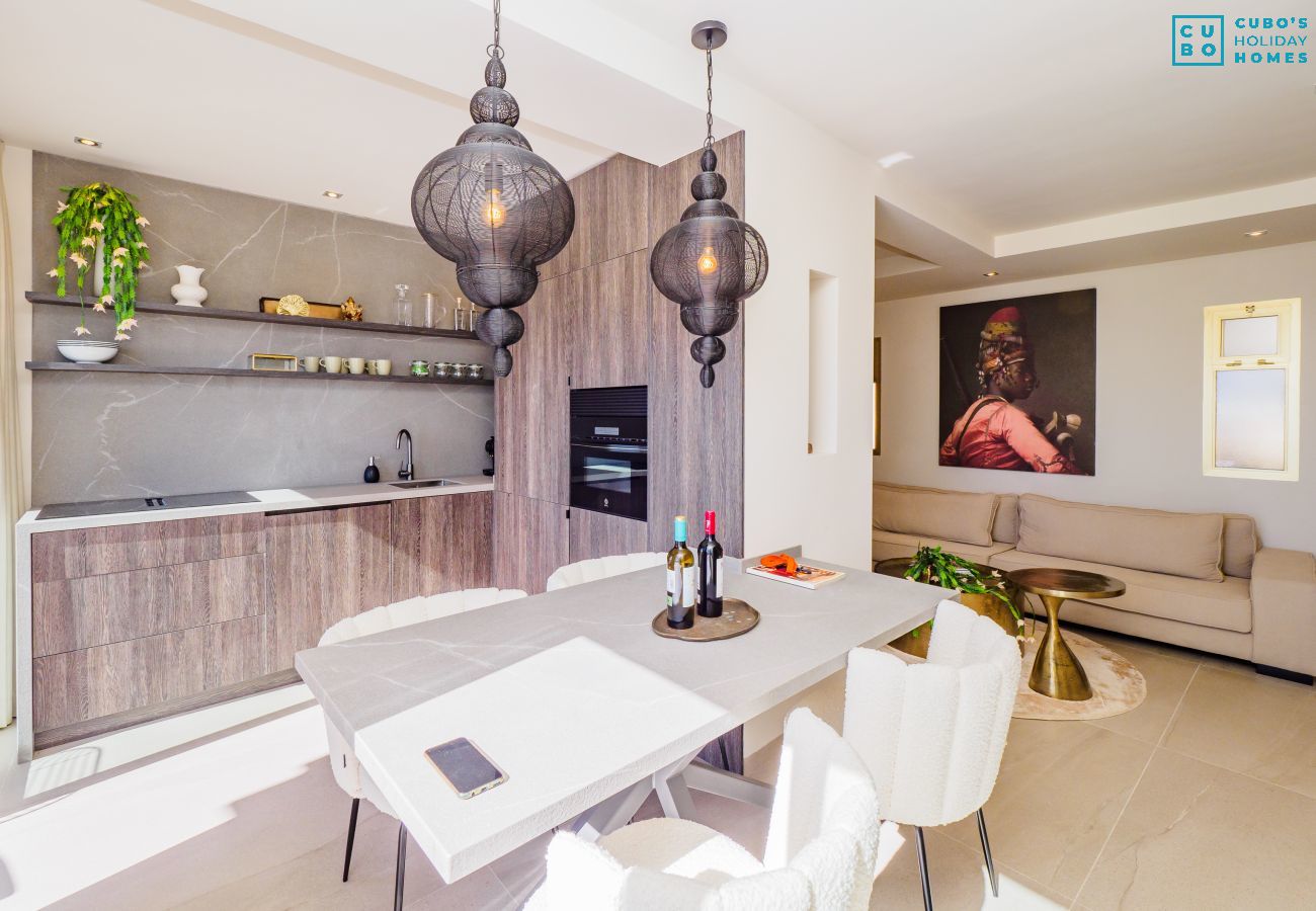 Apartment in Marbella - Cubo's Romana Playa Luxury Apartment 547 Sea View