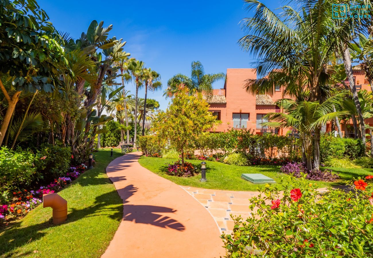Apartment in Marbella - Cubo's Beach & Parking Jardines de Don Carlos