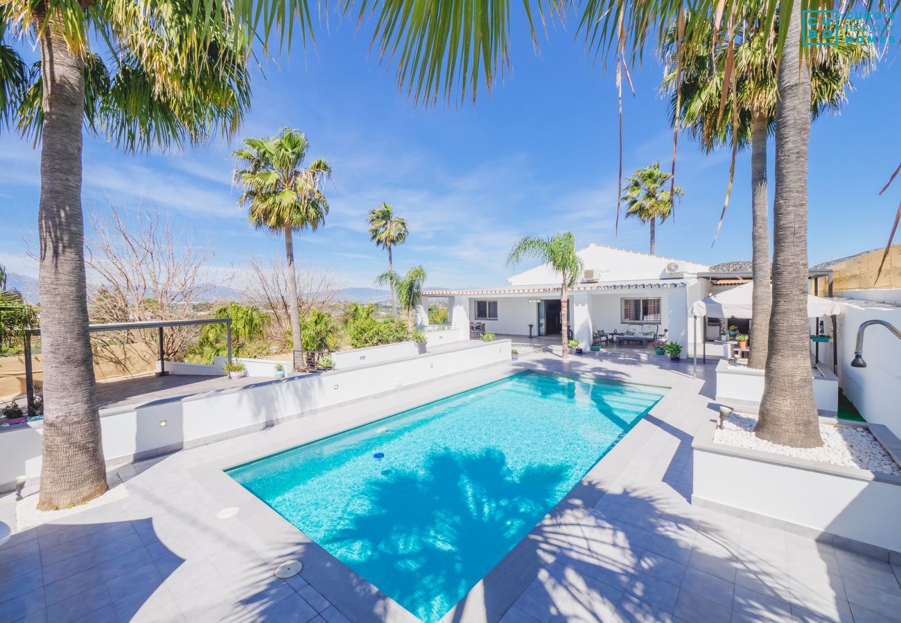 Private pool in an intimate and quiet environment.