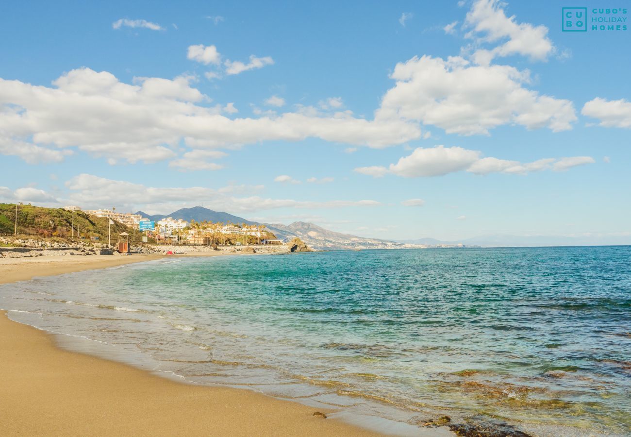 Apartment in Mijas Costa - Cubo's Loma Alta Sea View & Parking