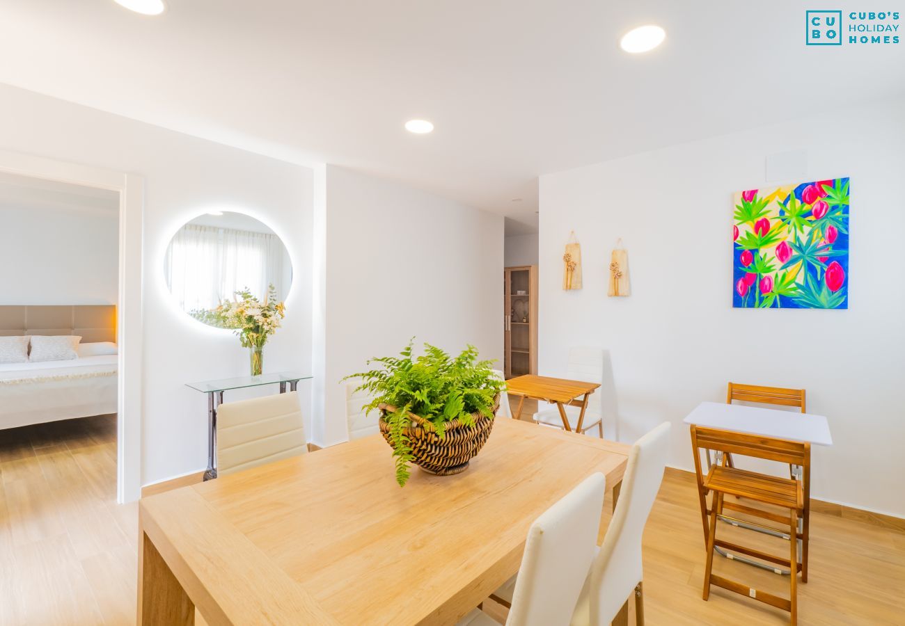 Rent by room in Torre de Benagalbon - Cubo's Hostal William's Sunny 3 with Breakfast