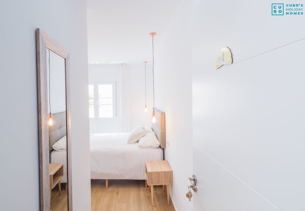 Rent by room in Torre de Benagalbon - Cubo's Hostal William's Sunny 4 with Breakfast