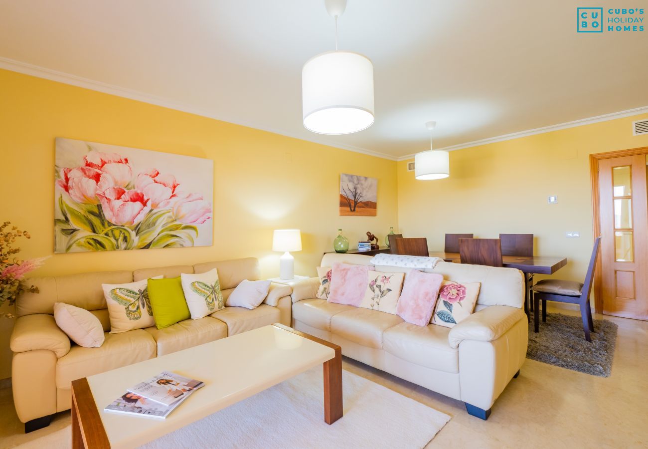 Apartment in Ojen - Cubo's Marbella Hill View Golf