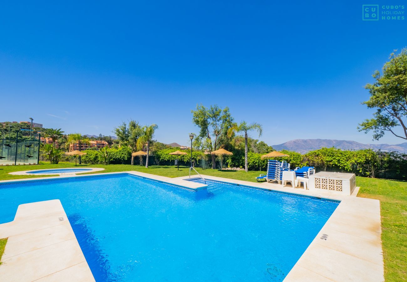 Apartment in Ojen - Cubo's Marbella Hill View Golf