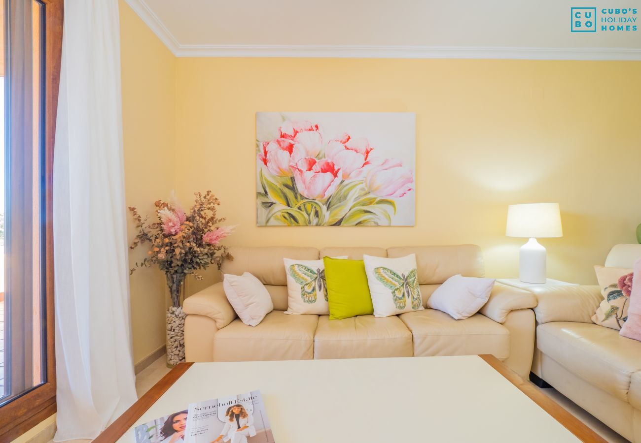 Apartment in Ojen - Cubo's Marbella Hill View Golf