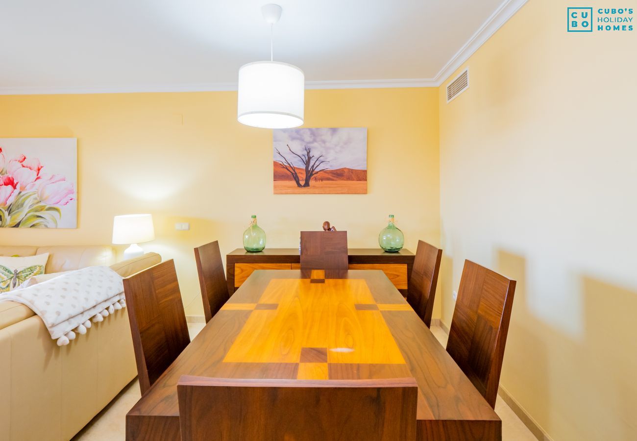 Apartment in Ojen - Cubo's Marbella Hill View Golf