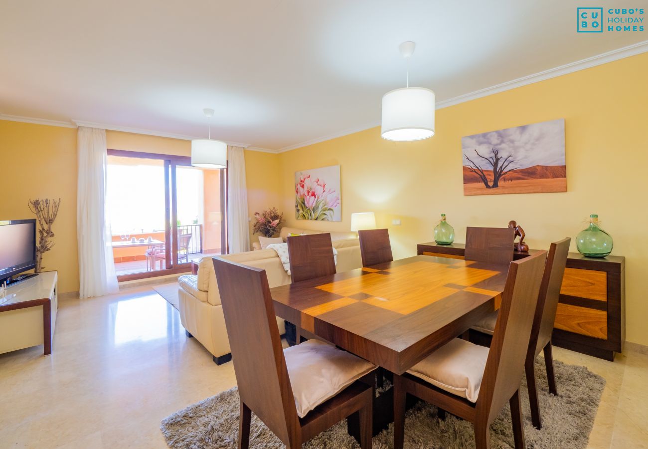 Apartment in Ojen - Cubo's Marbella Hill View Golf