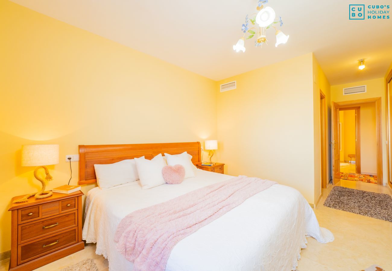 Apartment in Ojen - Cubo's Marbella Hill View Golf
