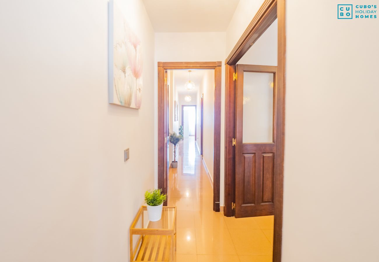 Apartment in Alhaurín el Grande - Cubo's Urban Terrace Country View & Free Parking