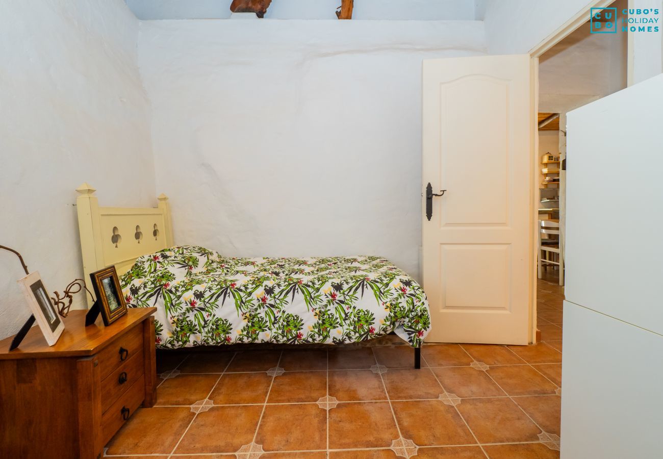 House in Coín - Cubo's Secret Nature House