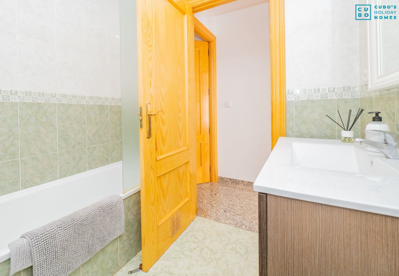 Apartment in Fuengirola - Cubo's Huerto del Sol Apartment