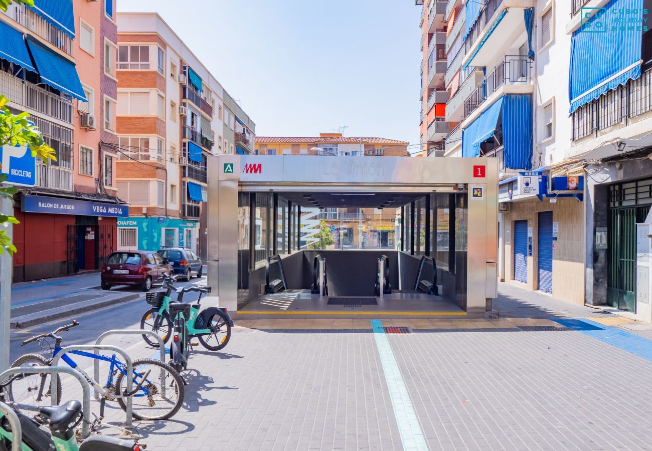 Apartment in Málaga - Cubo's Cruz Humilladero Apartment
