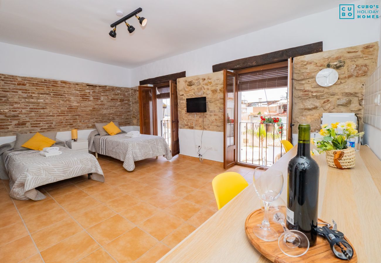 Rent by room in Cártama - Cubo's La Casa del Arco Room Granada