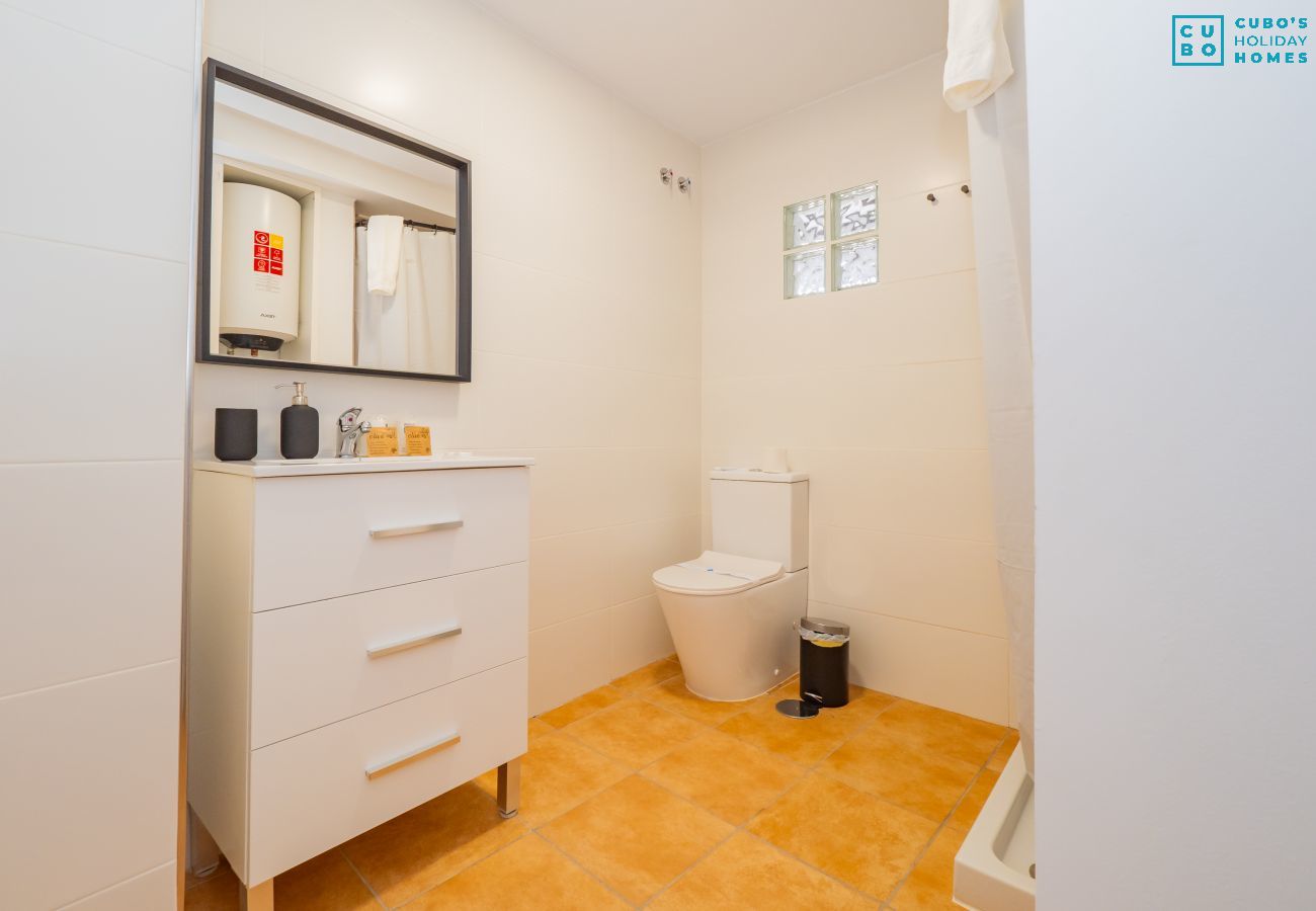 Rent by room in Cártama - Cubo's La Casa del Arco Room Granada