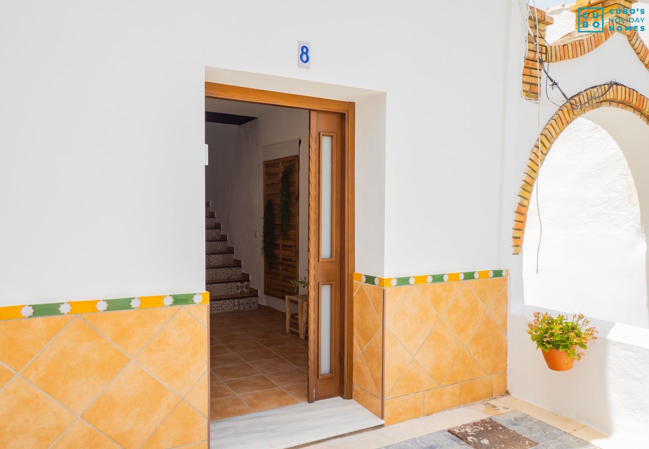 Rent by room in Cártama - Cubo's La Casa del Arco Room Granada