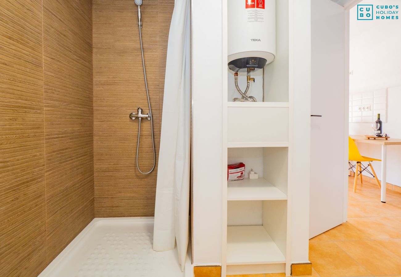 Rent by room in Cártama - Cubo's La Casa del Arco Room Granada