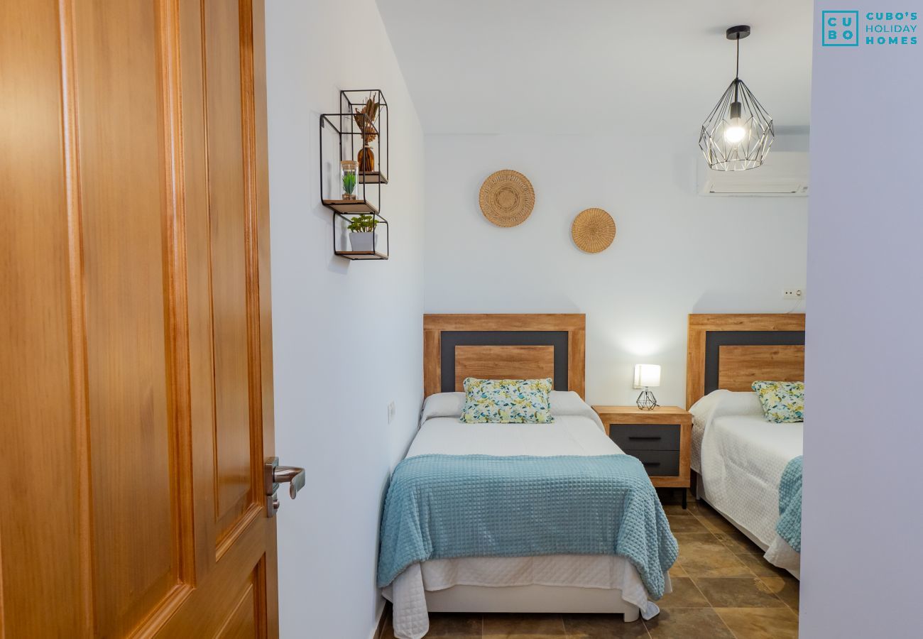 Cottage in Coín - Cubo's Casa el Rincon de La Jara