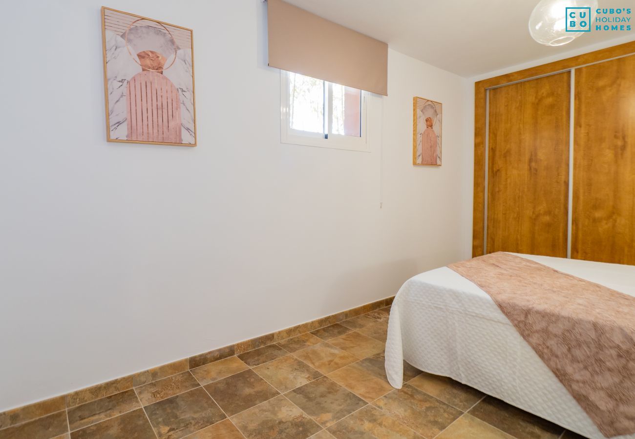Cottage in Coín - Cubo's Casa el Rincon de La Jara
