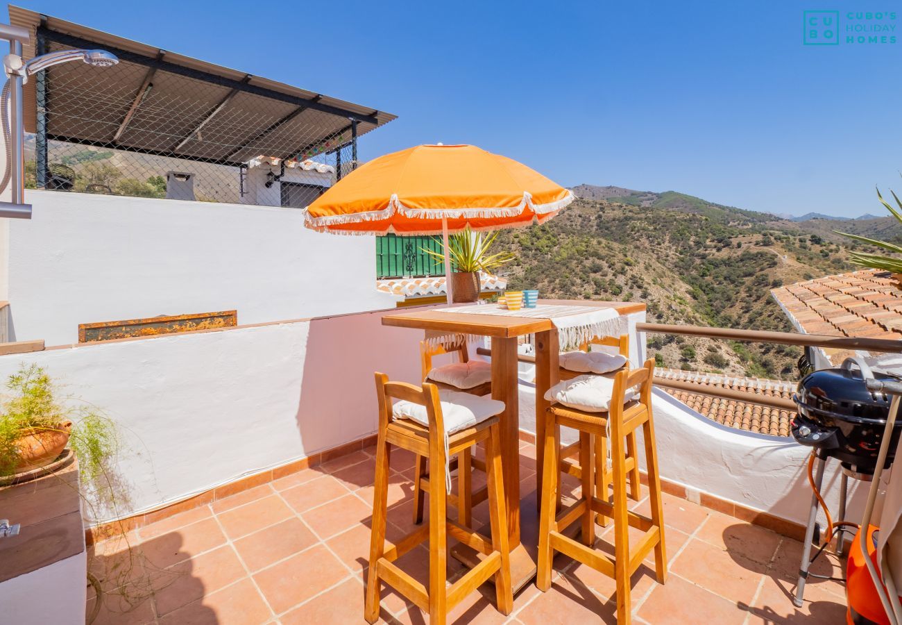 Cottage in Sedella - Cubo's Casa Mas Axarquia BBQ Roof Terrace