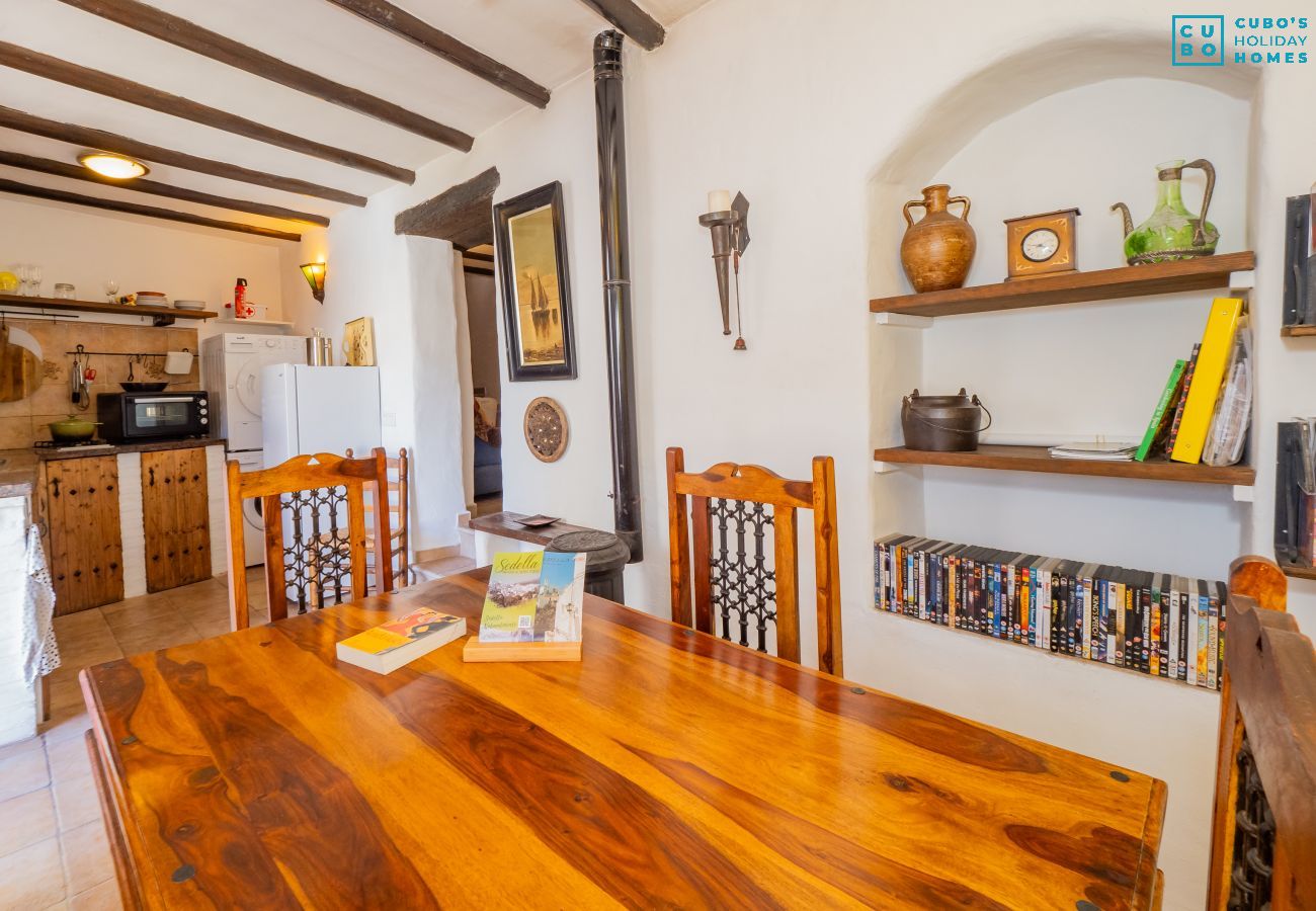 Cottage in Sedella - Cubo's Casa Mas Axarquia BBQ Roof Terrace