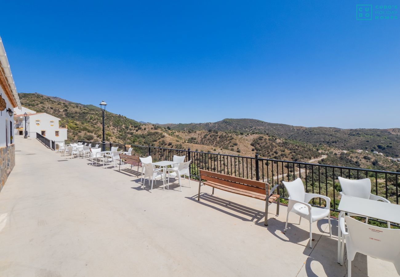 Cottage in Sedella - Cubo's Casa Mas Axarquia BBQ Roof Terrace