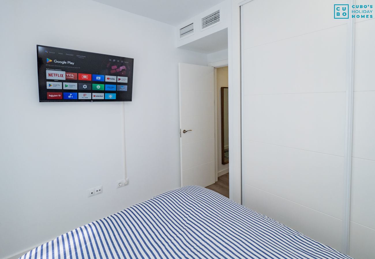 Apartment in Fuengirola - Cubo's Apartamento Aisku Playa