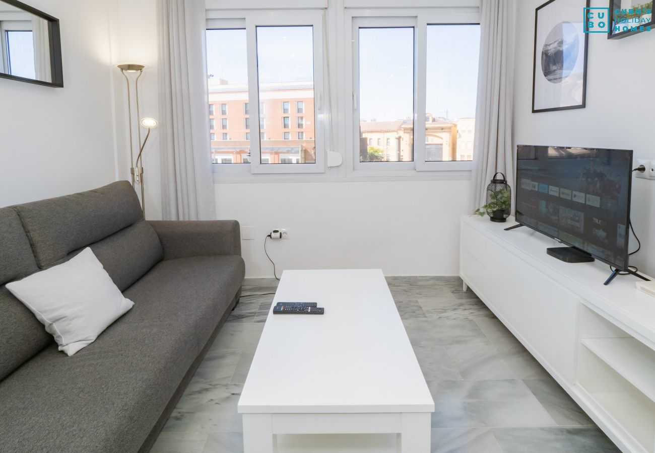 Apartment in Málaga - Cubo's Apartamento Atocha with Optional Parking