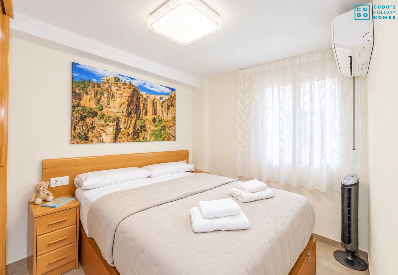 Apartment in Estepona - Cubo's Estepona Oceanview Apartment & Free Parking
