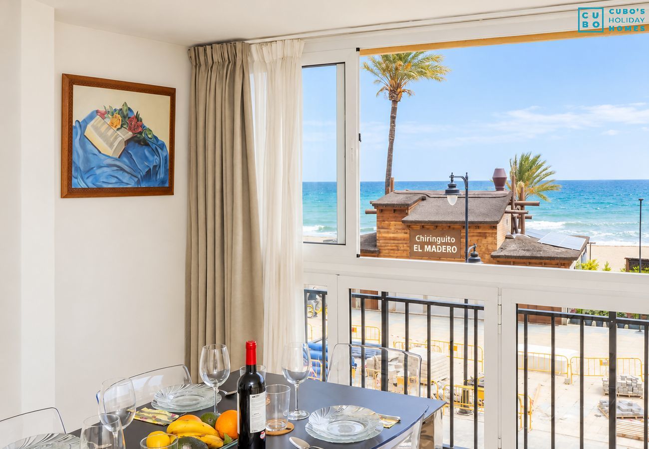 Apartment in Estepona - Cubo's Estepona Oceanview Apartment & Free Parking