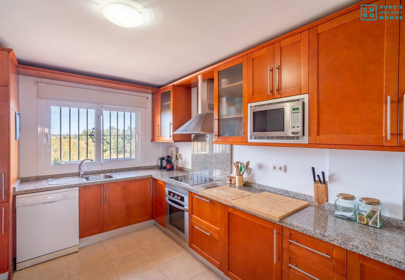 House in Mijas Costa - Cubo's Chaparral Townhouse & Community Pool