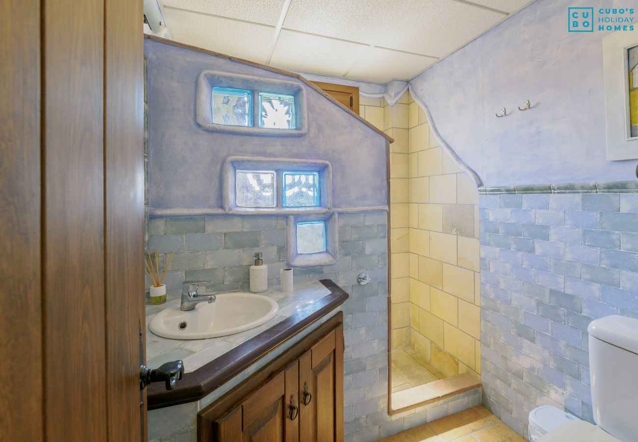 Cottage in Coín - Cubo's La Casa Azul