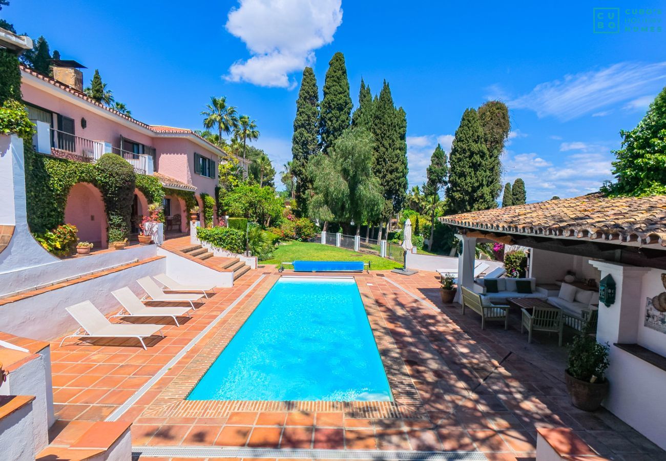 Villa in Torremolinos - Cubo's Villa Las Capuchinas & Cave House