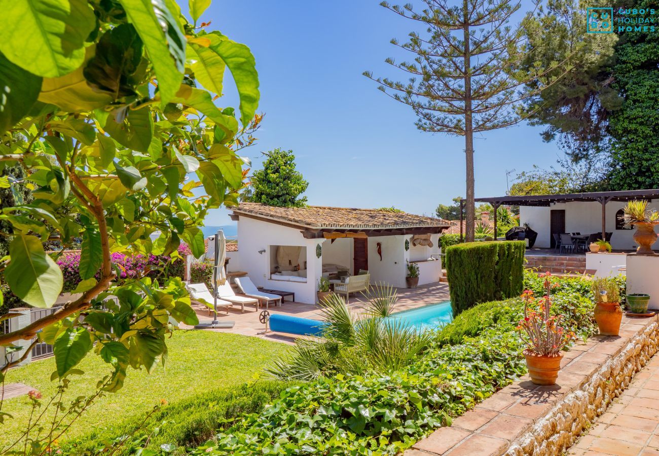 Villa in Torremolinos - Cubo's Villa Las Capuchinas & Cave House