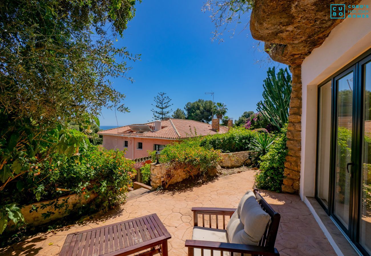 Villa in Torremolinos - Cubo's Villa Las Capuchinas & Cave House