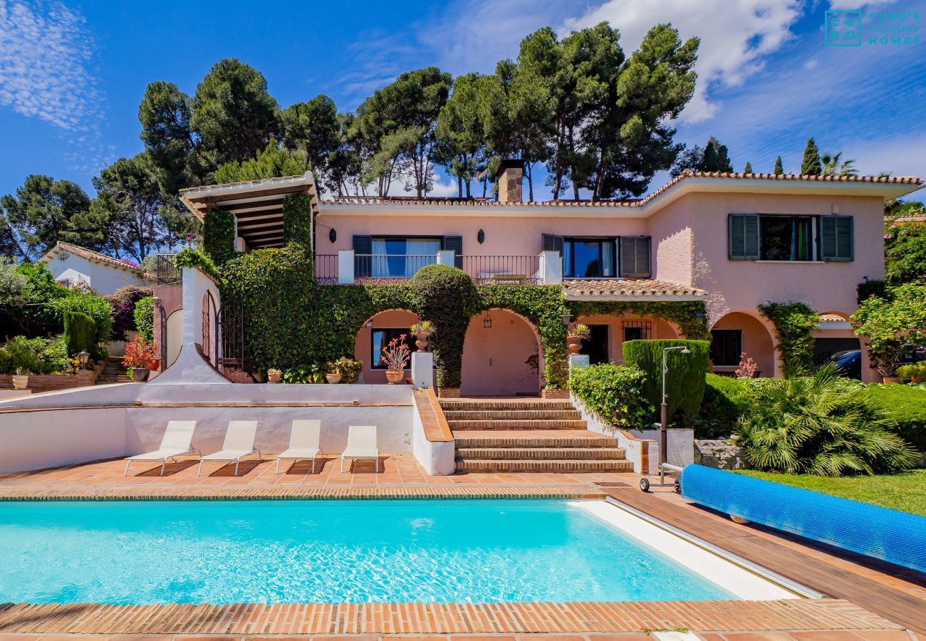 Villa in Torremolinos - Cubo's Villa Las Capuchinas & Cave House