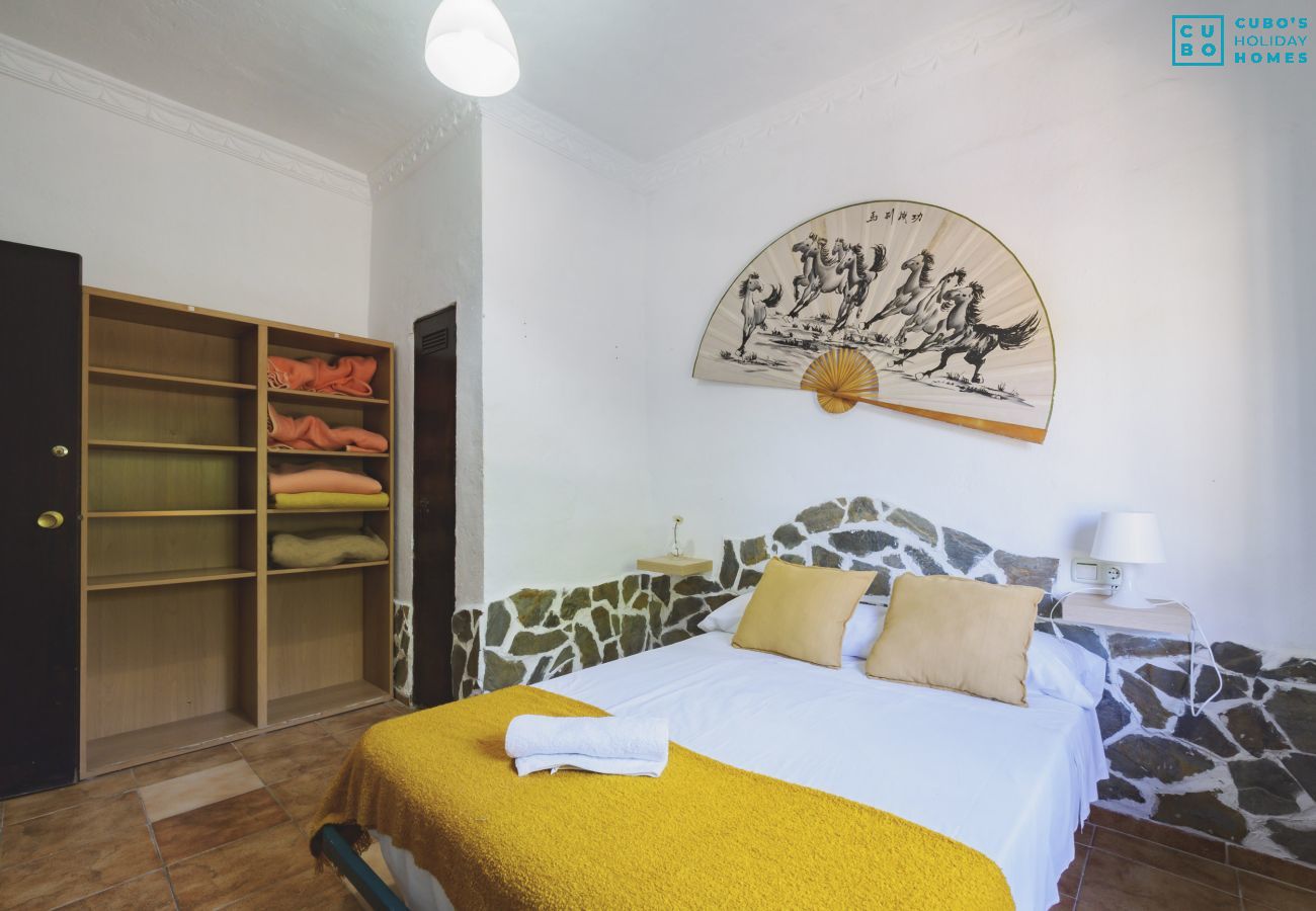 Cottage in Pizarra - Cubo's Finca La Parra