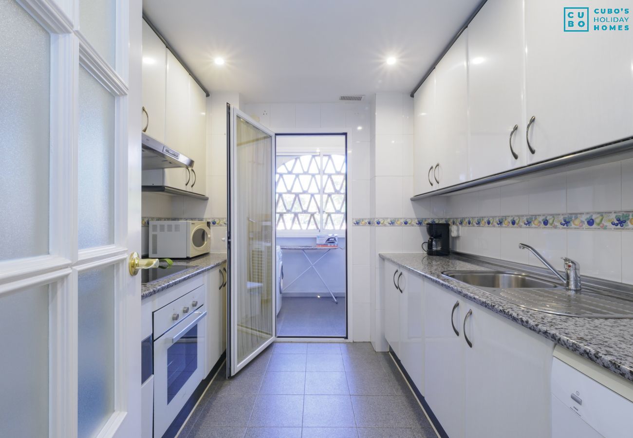 Apartment in Marbella - Cubo's Apartment Conde Rudi Marbella Pool&Parking