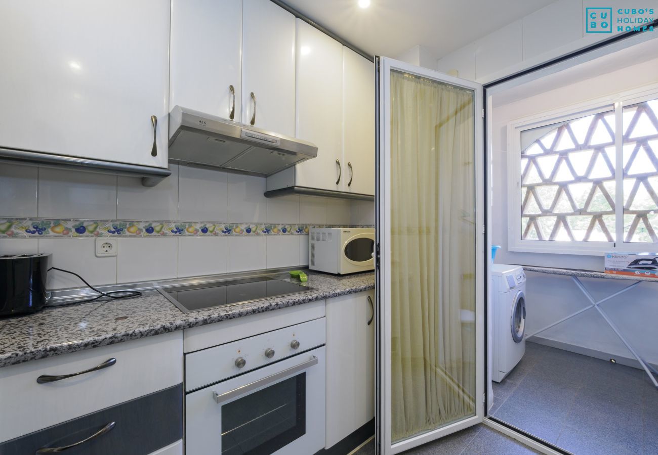 Apartment in Marbella - Cubo's Apartment Conde Rudi Marbella Pool&Parking