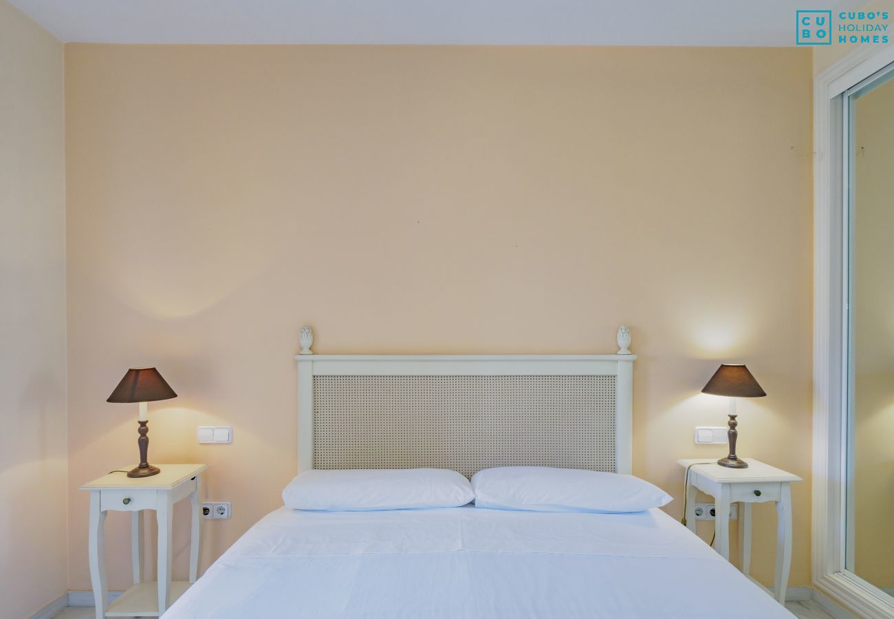 Apartment in Marbella - Cubo's Apartment Conde Rudi Marbella Pool&Parking