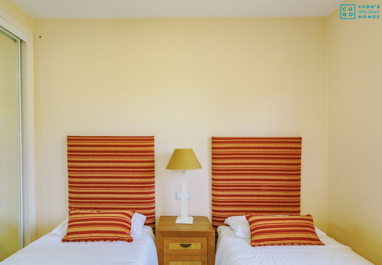 Apartment in Marbella - Cubo's Apartment Conde Rudi Marbella Pool&Parking