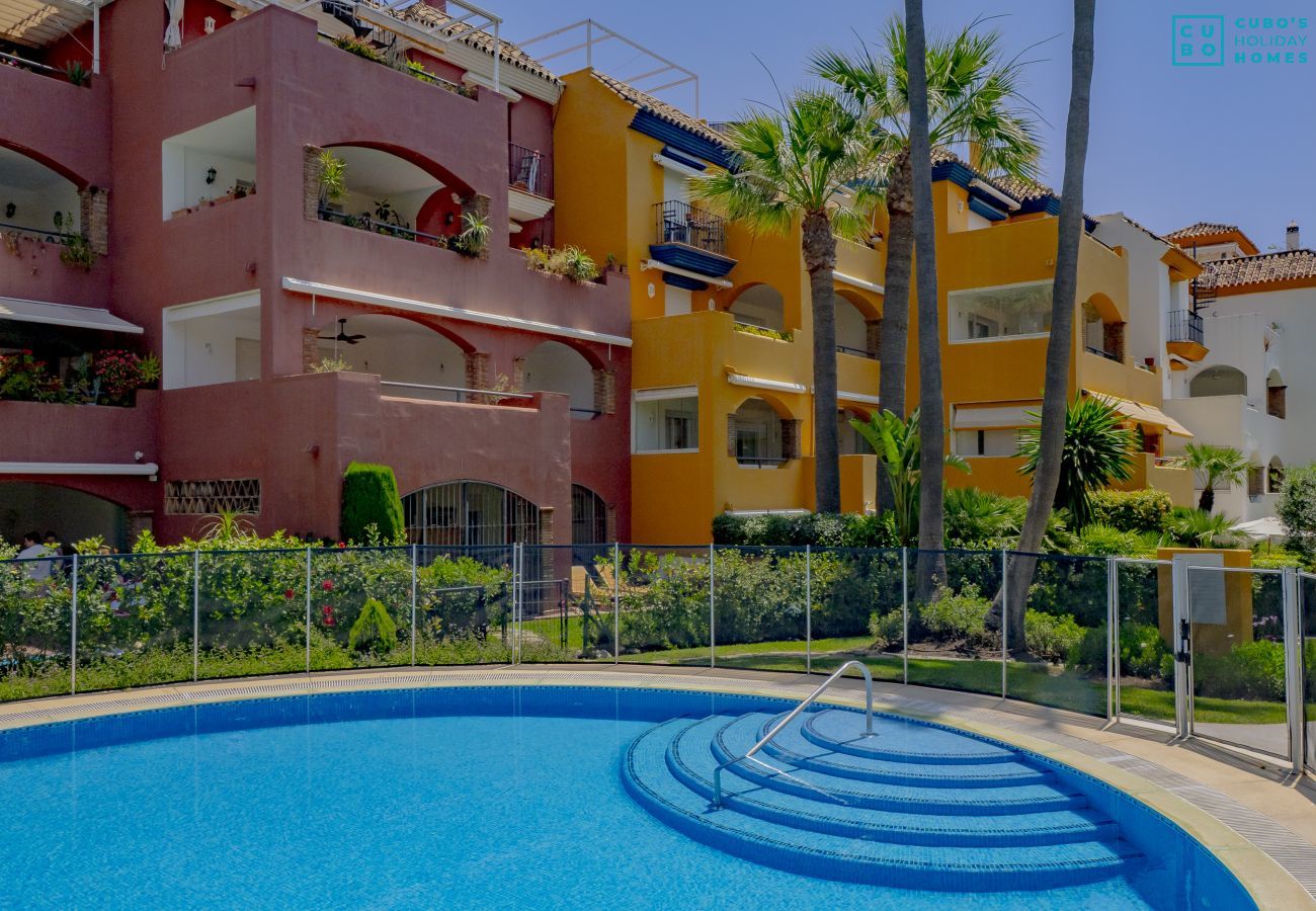 Apartment in Marbella - Cubo's Apartment Conde Rudi Marbella Pool&Parking